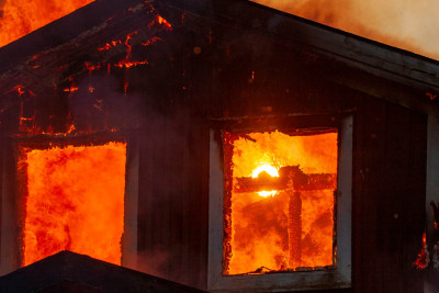 Masallıda ev yanıb: 1 nəfər xəsarət alıb