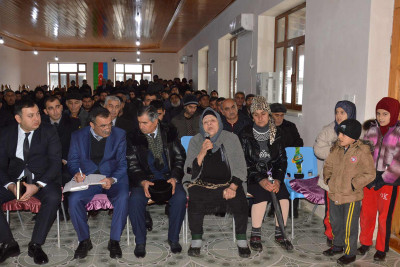 Masallı RİH başçısı kənd sakinləri ilə görüşüb
