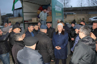 Rafiq Cəlilov zərərçəkənlər üçün yardım toplanan məntəqədə olub