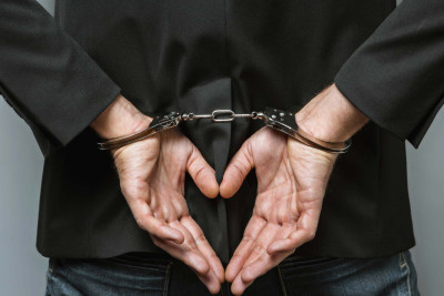 Masallıda məktəb direktoru həbs olunub