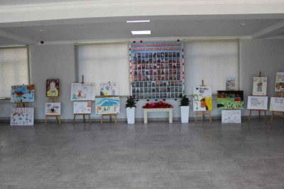 Cəlilabad təhsil ocağında rəsm sərgisi baş tutub