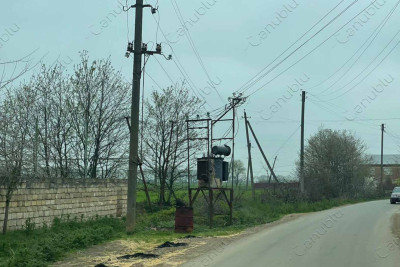 Masallının Ərkivan kəndində yerləşən çəpərsiz transformator təhlükə saçır