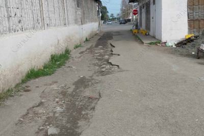 Astara şəhərinin bu küçəsində yol çöküb