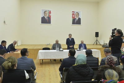 Taleh Qaraşov Zövlə kənd sakinləri ilə görüşüb