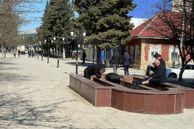 Lənkəranın mərkəzində yerləşən fəvvarədə təmir işləri görülür