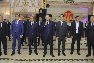 Taleh Qaraşov müharibə veteranı Ramal Baxşızadənin toyunda iştirak edib