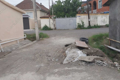 Lənkəranda borular dəyişdirilərkən dağılan yol bərpa olunmur