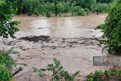 Aramsız yağan yağışlar bir sıra fəsadlar yaradıb