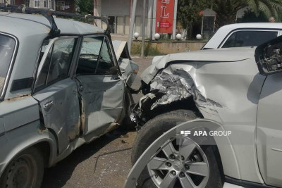 Lənkəran: 4 avtomobil toqquşub, 2 nəfər xəsarət alıb