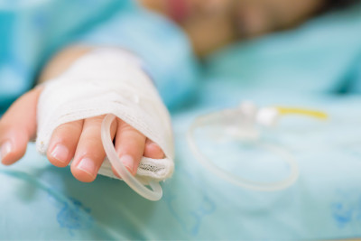 Cəlilabadda bədbəxt hadisə: 5 yaşlı uşaq ikinci mərtəbədən yıxılıb