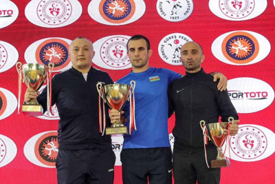 Lənkəranlı güləşçi Antalyada keçirilən yarışmada qızıl medal qazanıb