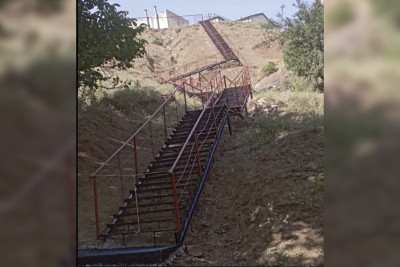 Köhnə Zuvand kəndində şagirdlərin yol problemi çözülüb.