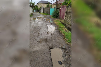 Lənkəran şəhərinin bu küçəsinin təmirə ehtiyacı var