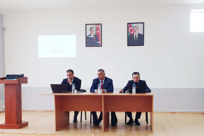 "Elektron sənəd dövriyyəsi sisteminin təşkili" mövzusunda təlim