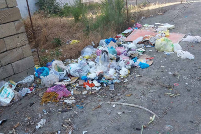 Lənkəran: 10 nömrəli məktəbin yolunda zibil aşıb-daşır