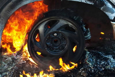 Lənkəranda yük avtomobili yanıb