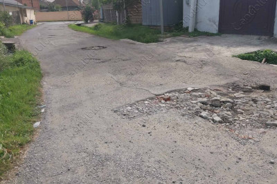 Lənkəranın təmirə ehtiyacı olan daha bir küçəsi