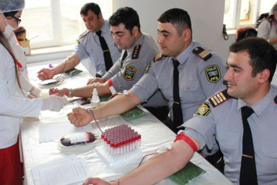 Astarada polislər qanvermə aksiyasında iştirak ediblər