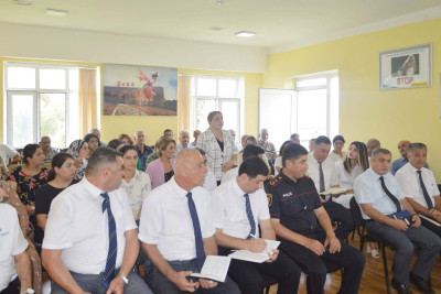 Qəzənfər Ağayev Suparibağ kəndində səyyar qəbul keçirib