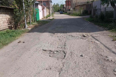 Lənkəranın asfaltsız yolları il boyunca sakinləri narahat edir