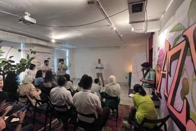 Britaniya səfiri Lənkərana gəlib