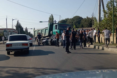 Masallıda sürücünün xəsarət alması ilə nəticələnən qəza baş verib