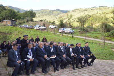 Qəzənfər Ağayev Azaru kənd sakinləri ilə görüşüb