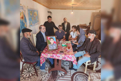 Rəşad Mahmudov Astaradan olan şəhidin məzarına baş çəkib