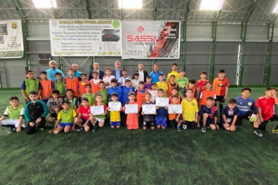 Masallıda məktəblilər minifutbol turnirində iştirak ediblər