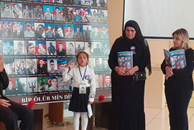 Cəlilabadda şairə Esmira Günəşin jurnalının təqdimatı keçirilib