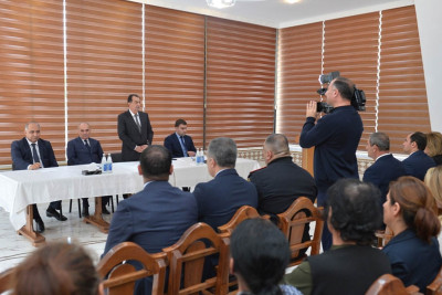Taleh Qaraşov Xolmili kənd sakinləri ilə görüşüb