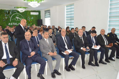 Qəzənfər Ağayev Qamışoba kənd sakinləri ilə görüşüb