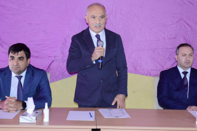 Araz Əhmədov Çaxırlı ərazisində vətəndaşları qəbul edib