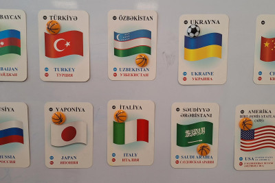15 yaşlı lənkəranlı qız 12 dildə danışmağı öyrənir
