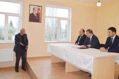 RİH-nin başçısı Qəzənfər Ağayev sakinlərlə görüşüb