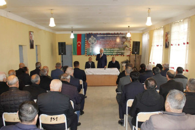Rafiq Cəlilov Ocaqlı kənd sakinləri ilə görüşüb