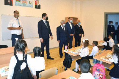 Masallıda yeni təkilən məktəb təhlükə saçır