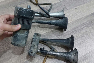Saxta dövlət nömrə nişanları ilə avtomobil idarə edən Lənkəran sakini tutulub
