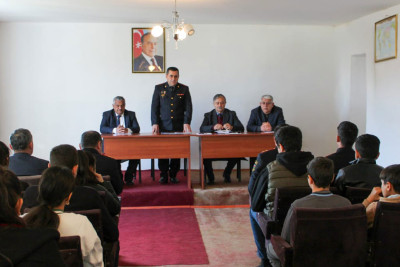 Cəlilabadda şagirdlər maarifləndirici görüşə qoşulublar