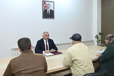 Vüqar Əhmədov Lənkəranda vətəndaşları qəbul edib