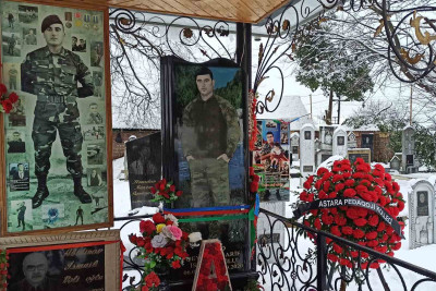 Astara Pedaqoji Kollecinin işçiləri şəhid ailələrinə baş çəkiblər
