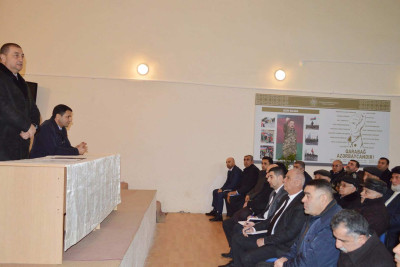 Qəzənfər Ağayev Kijəbə qəsəbəsində əhalini qəbul edib
