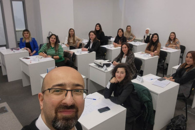 Lənkəran müəllimləri üçün "Öz layihəni özün yaz" adlı master-klas keçirilib