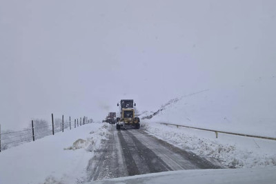 Cəlilabadda yollar qardan təmizlənir