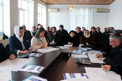 Masallıda məntəqə seçki komissiyalarının üzvləri maarifləndirilirlər