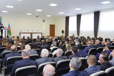 Bəhruz Mehdiyev Lənkəran üzrə təhsil müəssisələrinin rəhbərləri ilə görüşüb