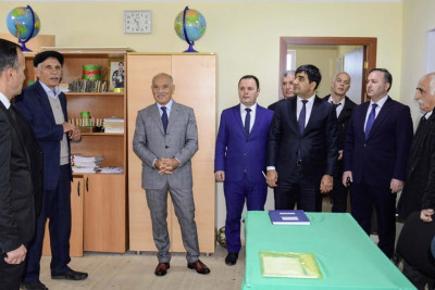Araz Əhmədov Bala Kolatan kənd tam orta məktəbinə baş çəkib