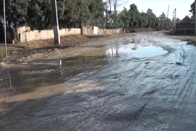 Lənkəranda dörd kəndi birləşdirən yol yararsız vəziyyətdədir