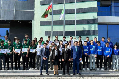 Lənkəranda könüllülər arasında intellektual yarışma keçirilib