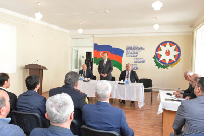Taleh Qaraşov Sütəmurdovda sakinlərlə görüşüb